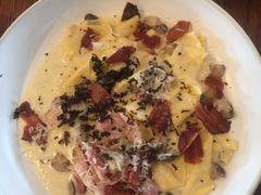 -ROAST coffee & eatery