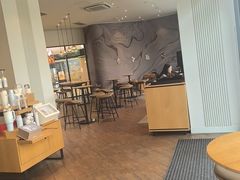 -星巴克(武汉新唐万科广场店)