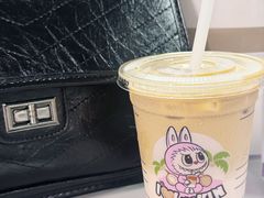 -瑞幸咖啡(科尔达大厦店)