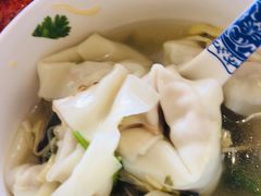 -笑来喜馄饨小笼工坊店(湖滨街店)
