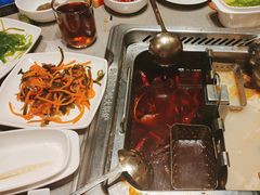 -海底捞火锅(曹安公路店)