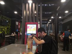 -麦当劳(深圳北站高铁店)