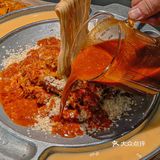 又被奇奇怪怪的菜吓傻，都太有想法了