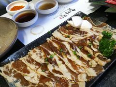 -草家酱蟹炭火烤肉店(珲春南路一店)