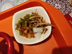 -丽丽三鲜螺蛳粉(田林路店)