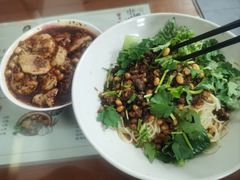 -杨大叔爱面子·四川小吃(岗头店)