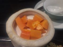 -东椰·海南椰子鸡火锅(朝阳门店)