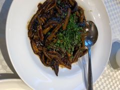 酱爆鳝丝-望乡楼上海菜(日月光店)