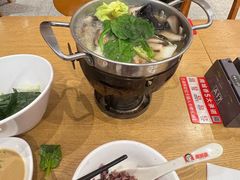 -南城香·饭香串香馄饨香(青年路店)