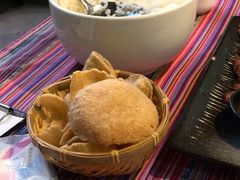 -香巴拉云南餐厅(华莱坞店)