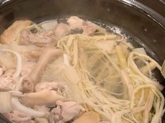 -烹然四季椰子鸡火锅(团结湖总店)
