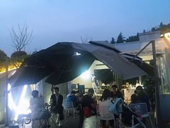 -UNI UNI(环亚凯瑟琳店)