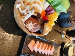 -湊湊火锅·茶憩(新中关购物中心店)