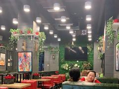 大堂-愉肴麻辣香锅(中山路店)