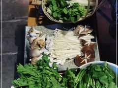 -同仁四季椰子鸡(海岸城天利店)