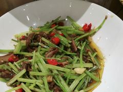 -黄泥岗·地道湖北菜(奥特莱斯店)