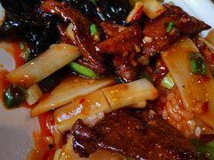 -渝久隆·地道重庆味(护国寺店)