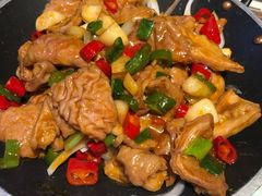 干锅肥肠-湘与香缘·湖南菜(王府井北京市百货大楼店)