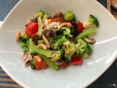 坚果时蔬-野蔓果·山野菜(西湖景区·龙井茶田店)