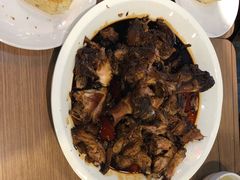香酱热肘子-傅记酱肉