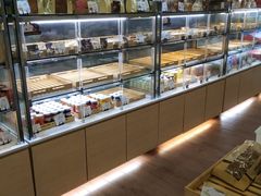面包甜点陈列柜-花园饼屋·吐司蛋糕面包(星海店)