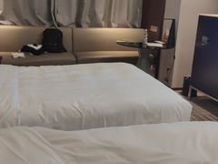 -上海龙之梦万丽酒店