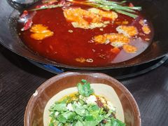 -重庆故事姊妹老火锅(财经学院店)