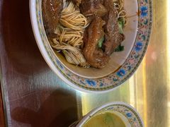 -金杨拉面王小吃面馆·牛三宝面·红烧牛肉粉