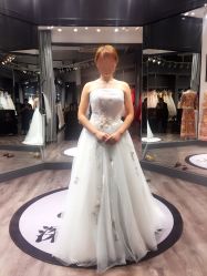 -深白婚纱艺术馆(王府壹号店)