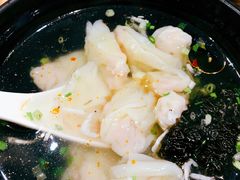 手工鲜肉馄饨-巧燕坊一笼一蒸(庆春广场地铁站店)