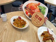 -滋味满屋美食坊(上海街店)