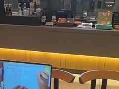 -星巴克(长沙友阿奥特莱斯店)