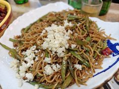 扁豆焖面肉-得仁酒家(东四十一条店)