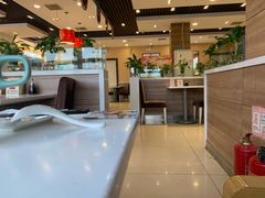 大堂-嘉和一品粥(首经贸店)