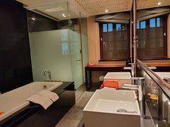 -抚仙湖万达文华酒店