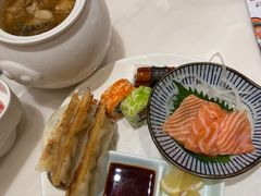 -舜耕山庄四时万和自助餐厅