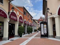 -佛罗伦萨小镇广佛名品奥特莱斯(疏港路店)