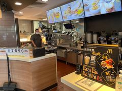 -麦当劳(滨河路DT店)