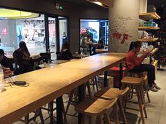 -星巴克(杭州西湖银泰1F店)