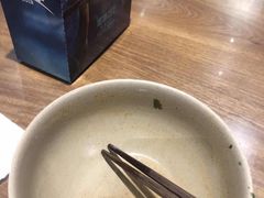 -亮亮面馆(经六路店)