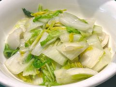 小炒嫩白菜-费大厨辣椒炒肉(太平老街店)