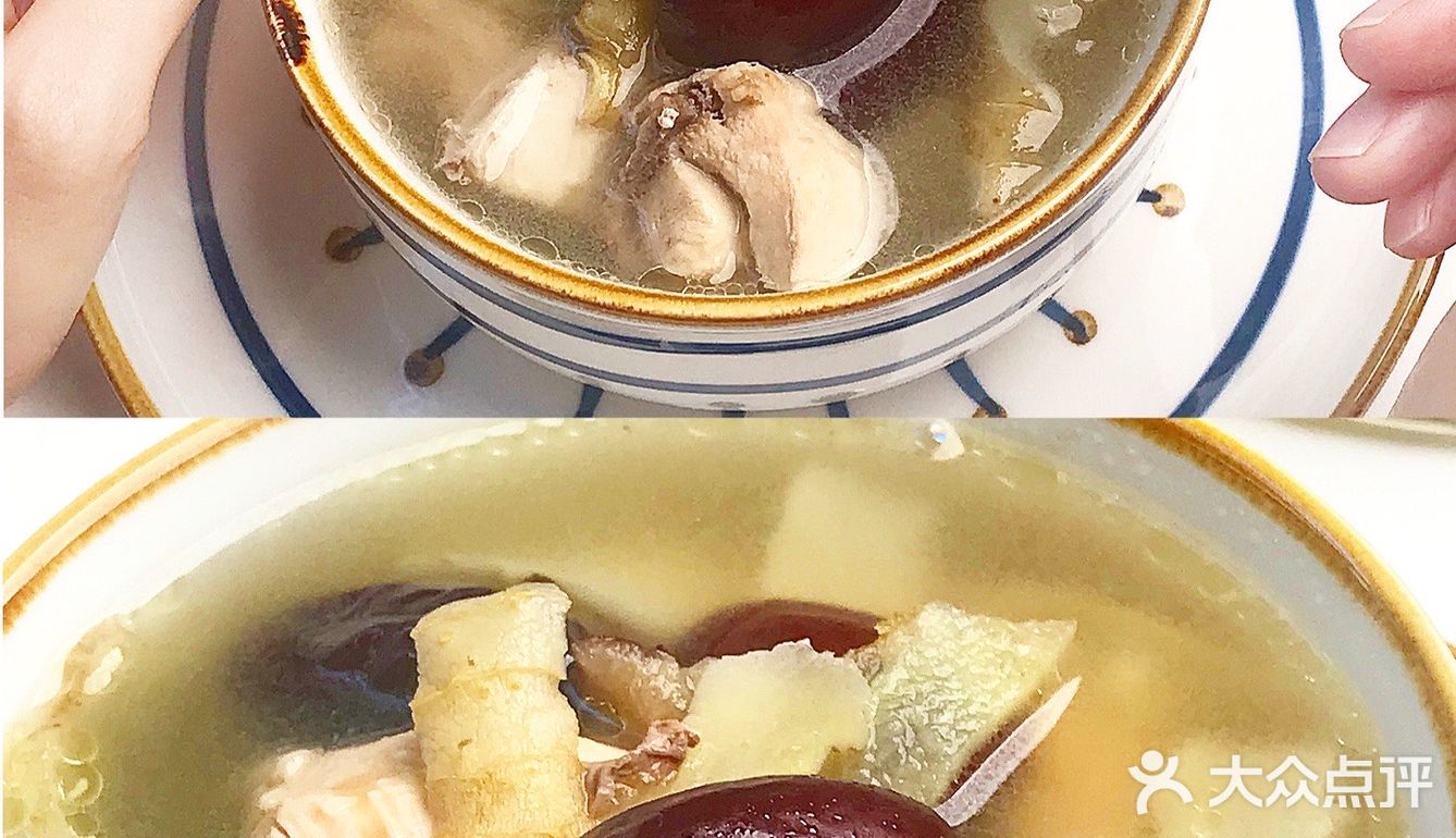 干燥炎热的天气，很适合喝一碗玉竹红枣鸡汤~