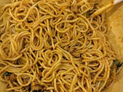 -鹤江桥·红油牛肉粉(SKP店)