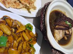 -老码头黑皮肘子锅包肉(赣水路店)