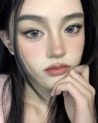-明天见·化妆造型工作室