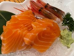 甜虾和三文鱼刺身-赤坂亭·M9和牛放题(长楹天街购物中心店)