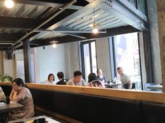 靠窗位-一棠龙虾•王牌虾球(楚河汉街店)