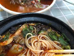 砂锅米线-冷峰马家鸡蛋牛奶醪糟(八朗学五巷店)
