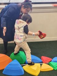 -奈尔宝·儿童乐园·亲子餐厅(华采天地店)