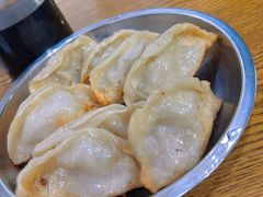 -黄阿姨锅贴大王(万航渡路店)